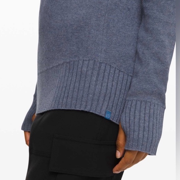 Lululemon Still Lotus Sweater *Reversible Blue - Picture 4 of 6